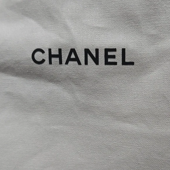 CHANEL White Dust Bag with Black Drawstring - Picture 3 of 5